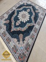 فرش ماشینی کارینا سرمه ای طرح 700 شانه