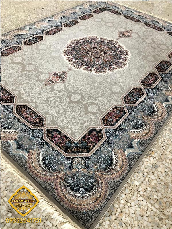 هالیدی فیلی