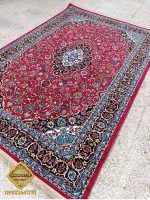 فرش کاشان لاکی