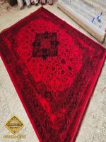 طرح دستباف قرمز